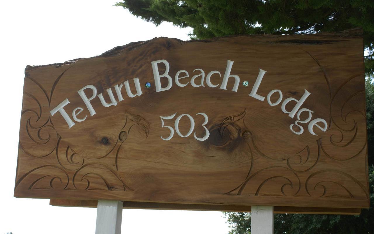 Te Puru Beach Lodge Exteriör bild