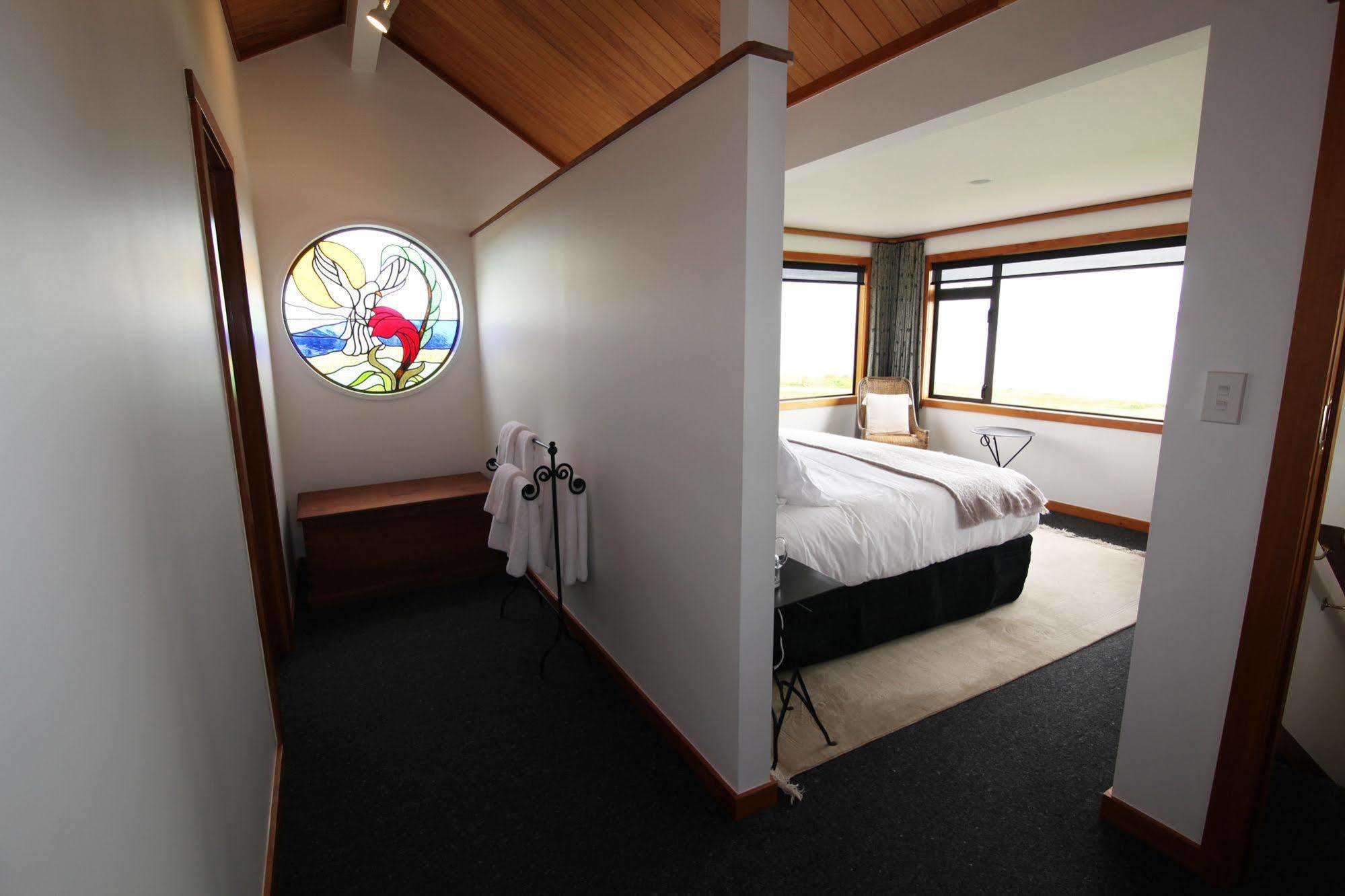 Te Puru Beach Lodge Exteriör bild